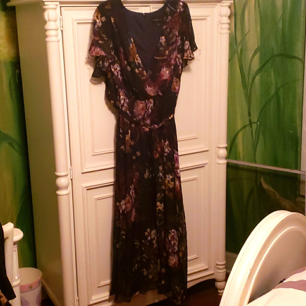 Gorgeous Gold and Black Floral Dress